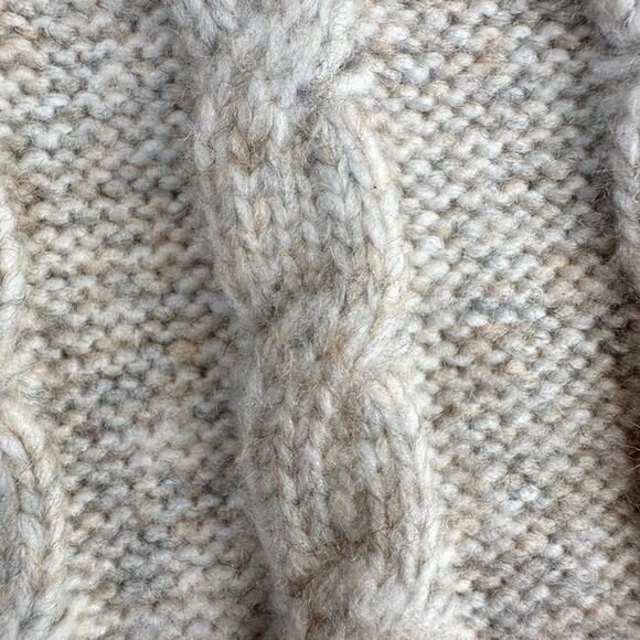 Cupcakes and Cashmere Cable Knit Sweater Best V-Neck Neutral Pullover LARGE - Picture 6 of 10